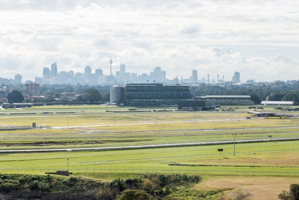 Racecourse Space Pop Up Randwick Exterior photo